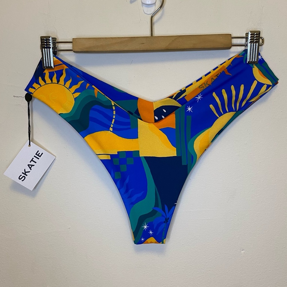Skatie Multicolor mandi bottoms Sun Blue & Yellow Bikini Bottom